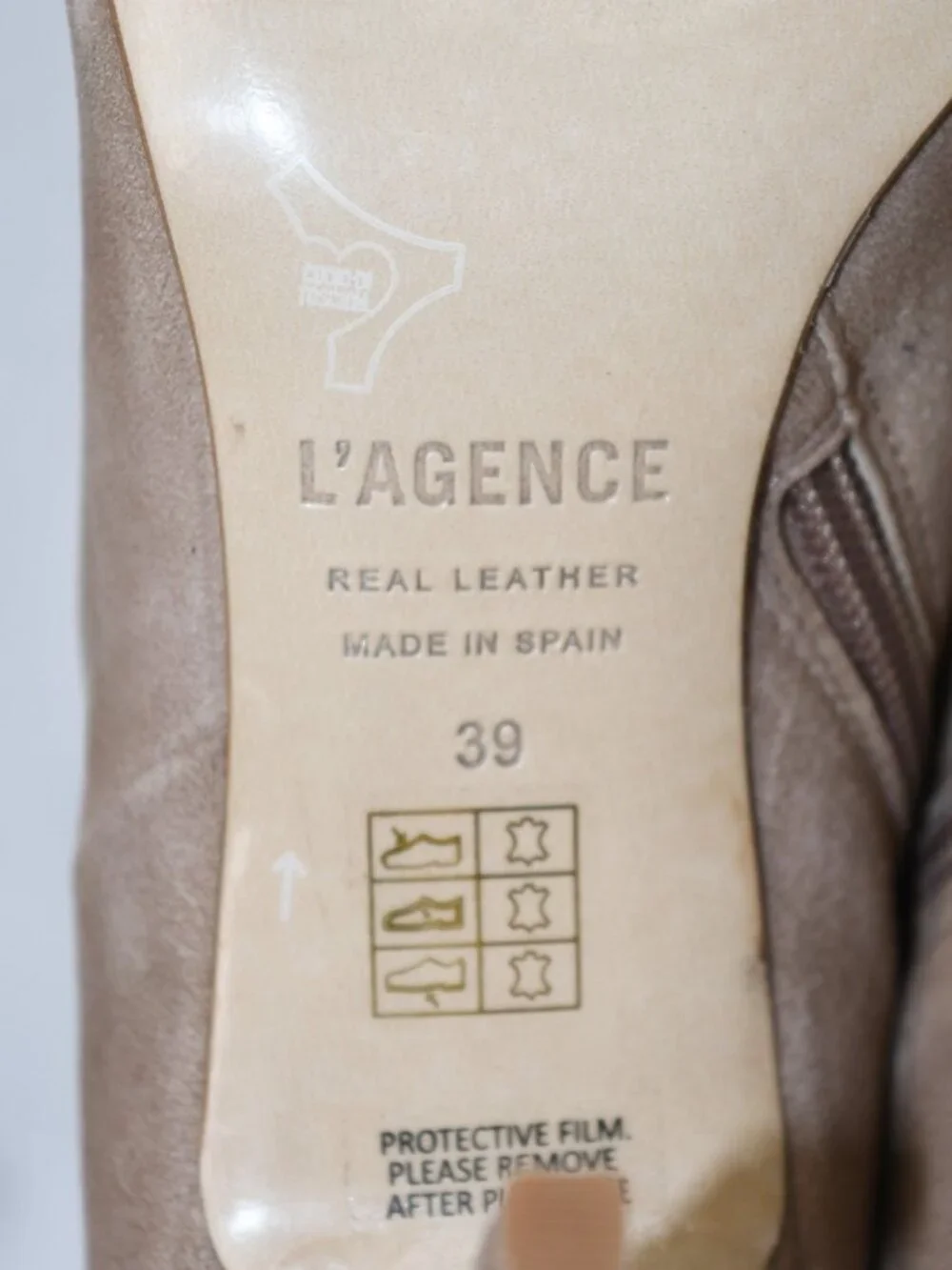 $600 L'AGENCE Aimee Bootie Buckskin Suede POINTY TOE HEELED BEIGE 39 (TF21)